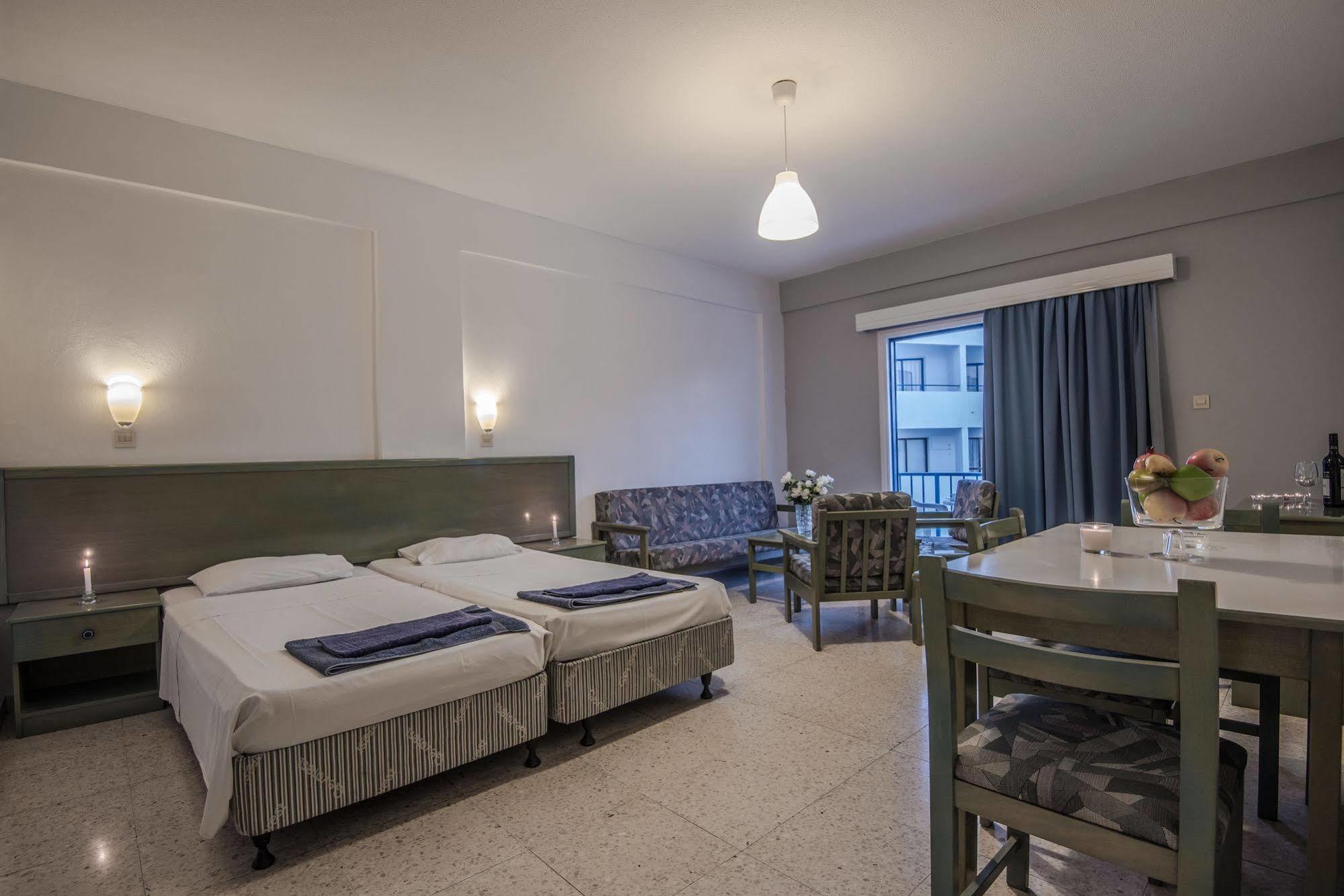 Cordelia Hotel Apartments Ayia Napa Esterno foto