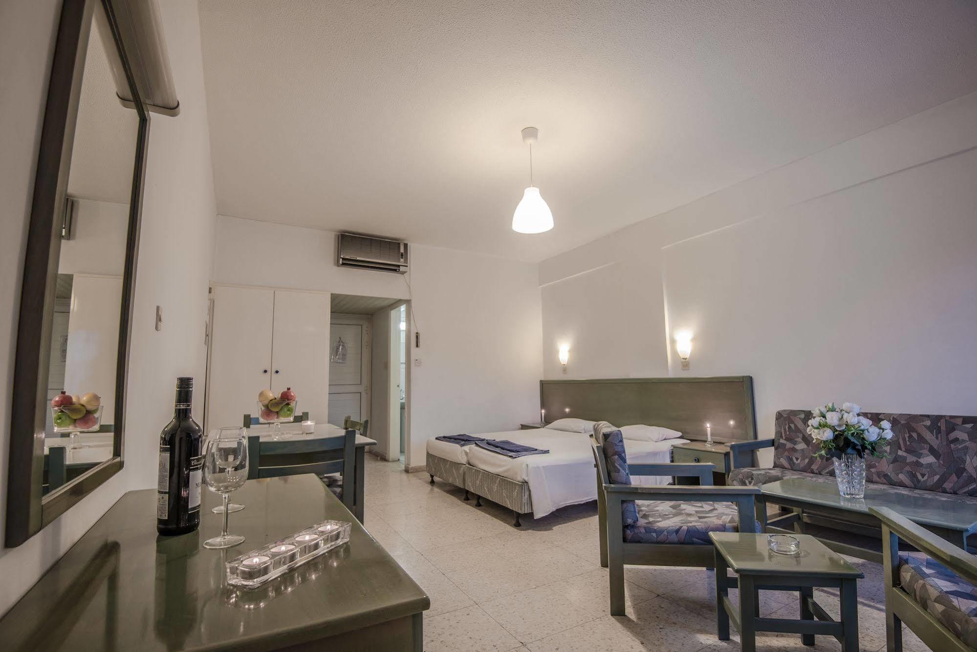 Cordelia Hotel Apartments Ayia Napa Esterno foto