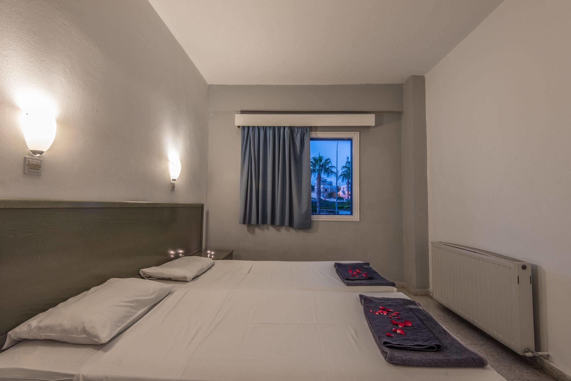 Cordelia Hotel Apartments Ayia Napa Esterno foto
